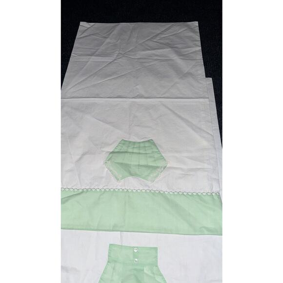 Unique Pair of White Pillowcases With Mint Green His And Hers Boxers Pantaloon - Picture 4 of 4